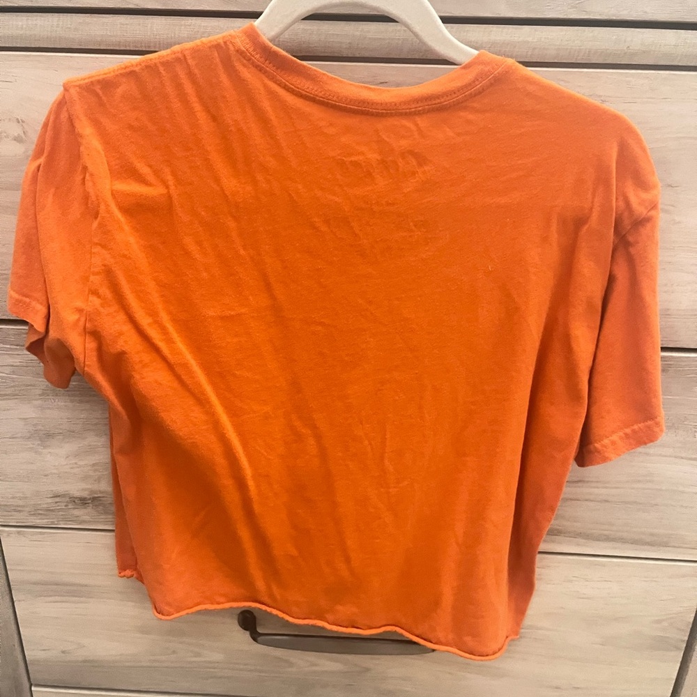 Cropped Reeses Shirt! - Picture 2 of 2